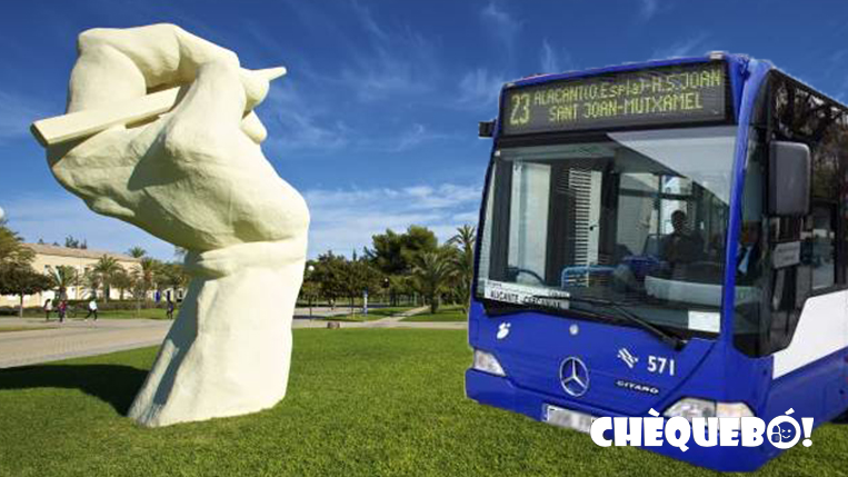 Vista del autobús con trayecto Sant Joan d'Alcante a Universidad de Alicante